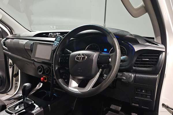 2019 Toyota Hilux SR GUN126R 4X4