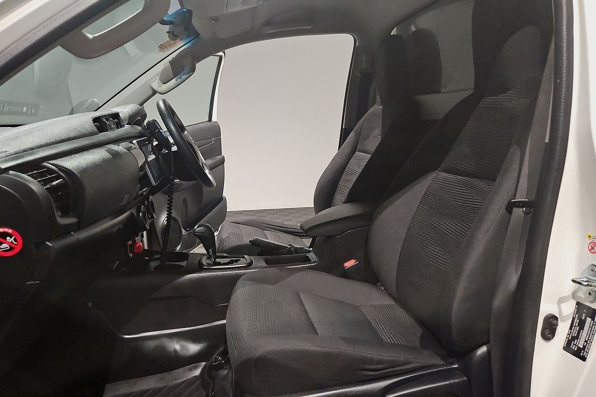 2019 Toyota Hilux SR GUN126R 4X4