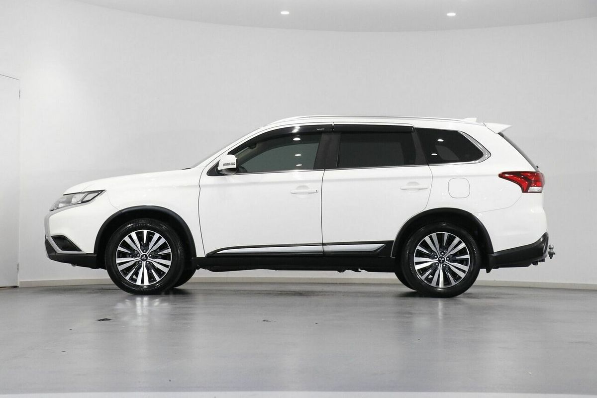 2020 Mitsubishi Outlander LS ZL