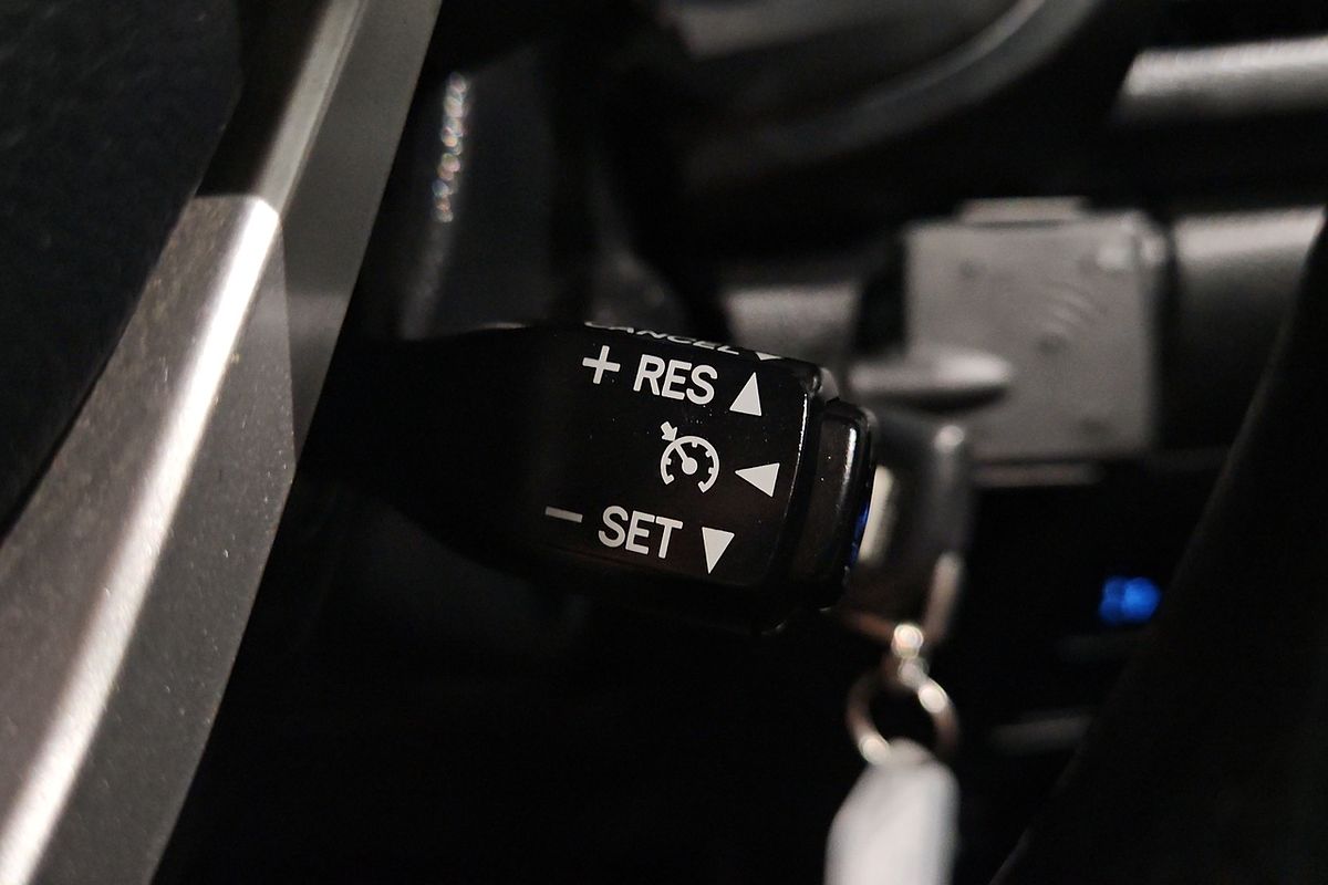 2019 Toyota Hilux SR GUN126R 4X4