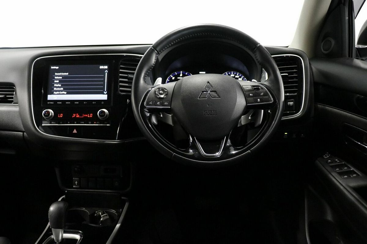 2020 Mitsubishi Outlander LS ZL