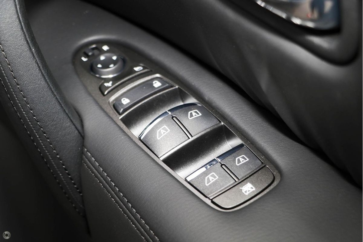 2024 Nissan Patrol Ti Y62