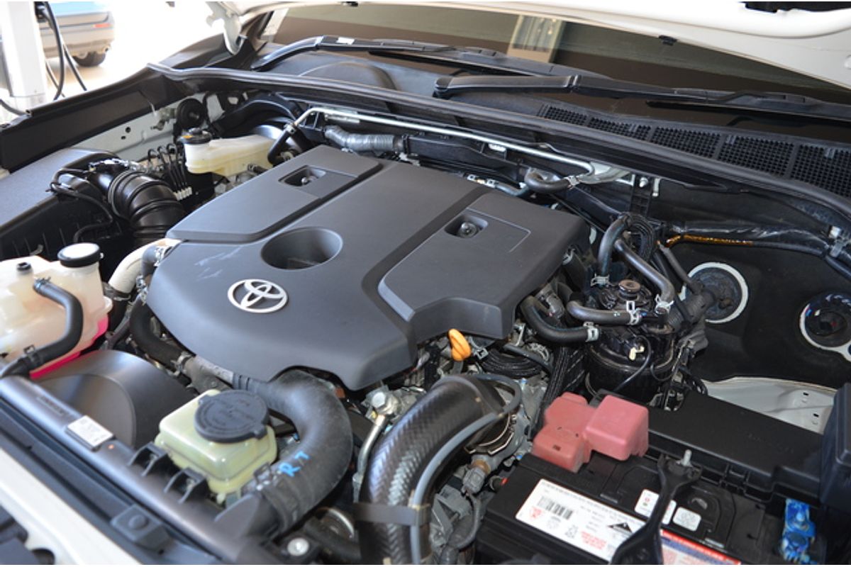 2020 Toyota Hilux SR5 GUN126R 4X4