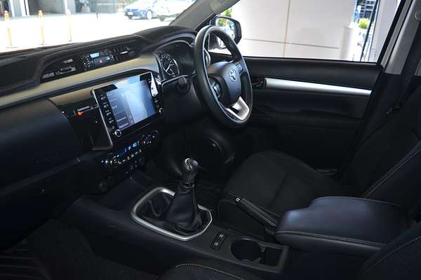 2020 Toyota Hilux SR5 GUN126R 4X4