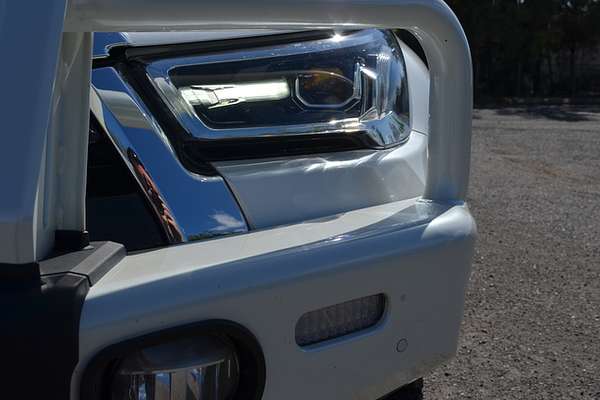 2020 Toyota Hilux SR5 GUN126R 4X4