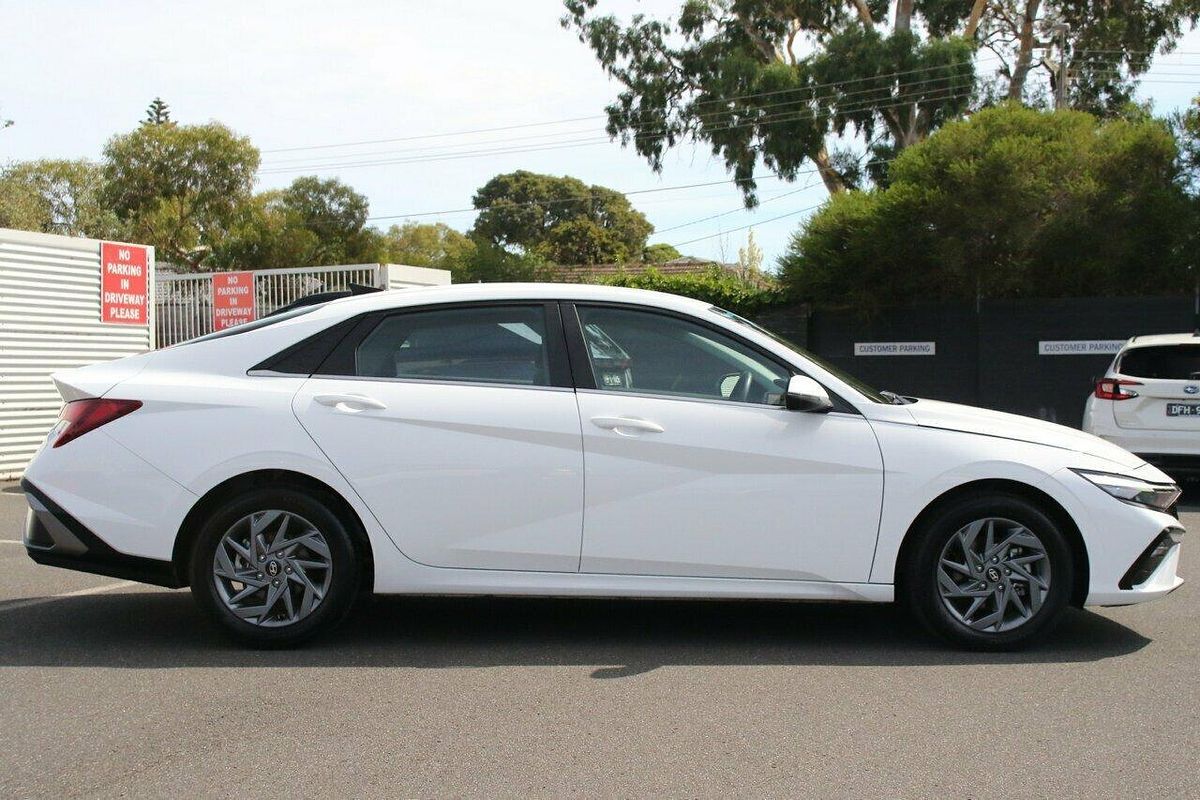 2024 Hyundai i30 Hybrid CN7.V2