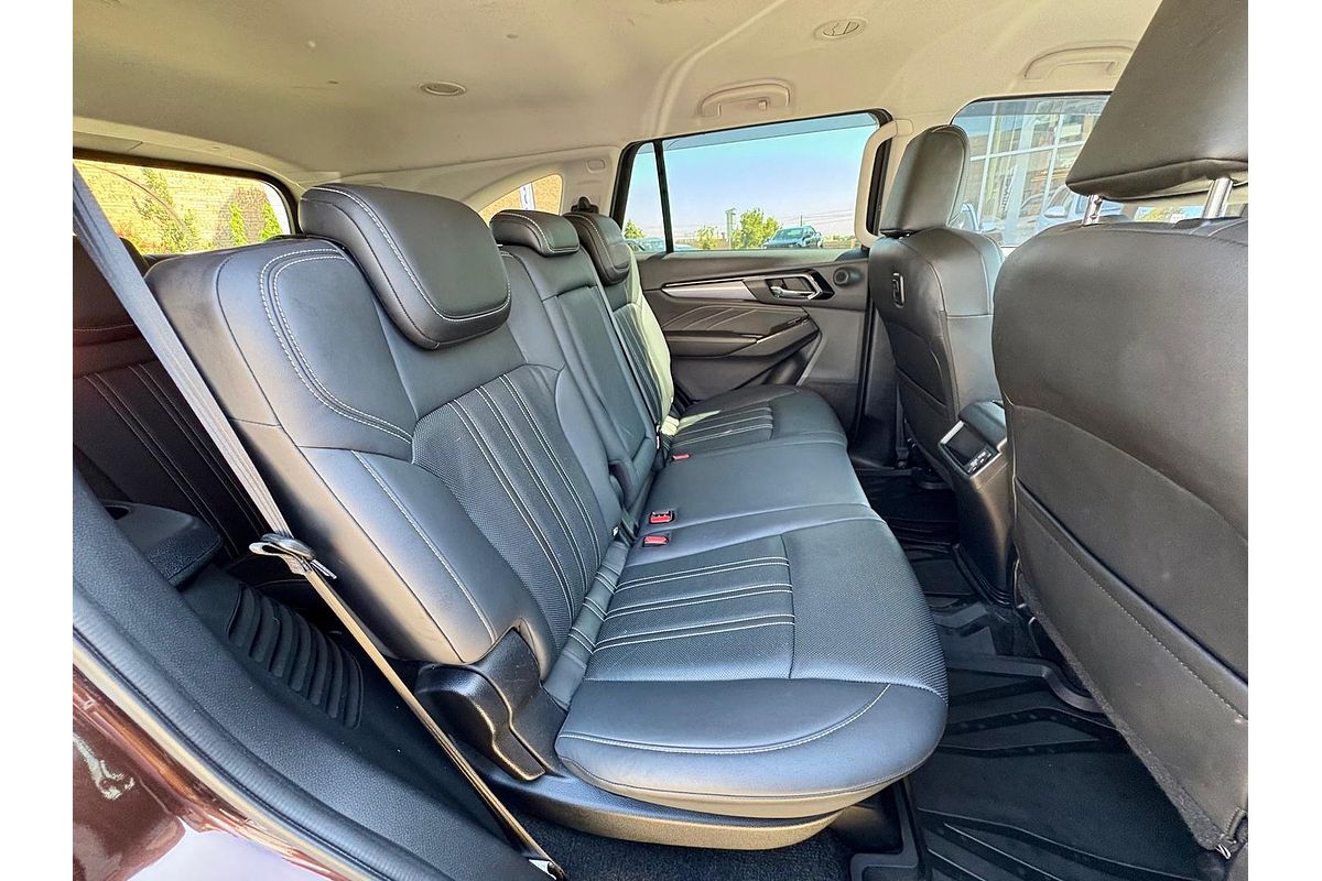 2021 Isuzu MU-X LS-T