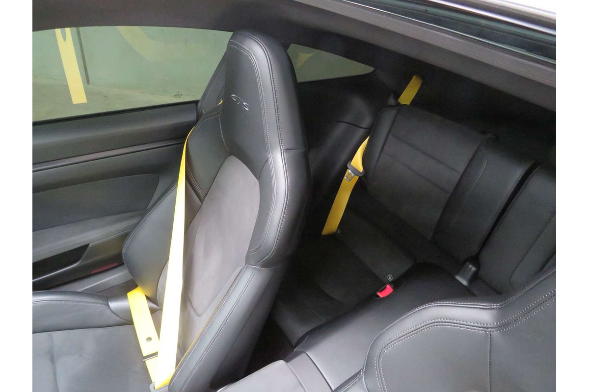 2024 Porsche 911 Carrera GTS 992