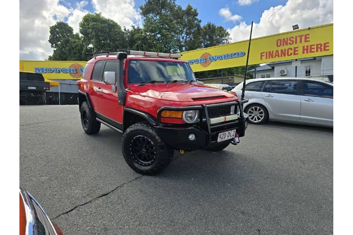 2014 Toyota FJ Cruiser GSJ15R