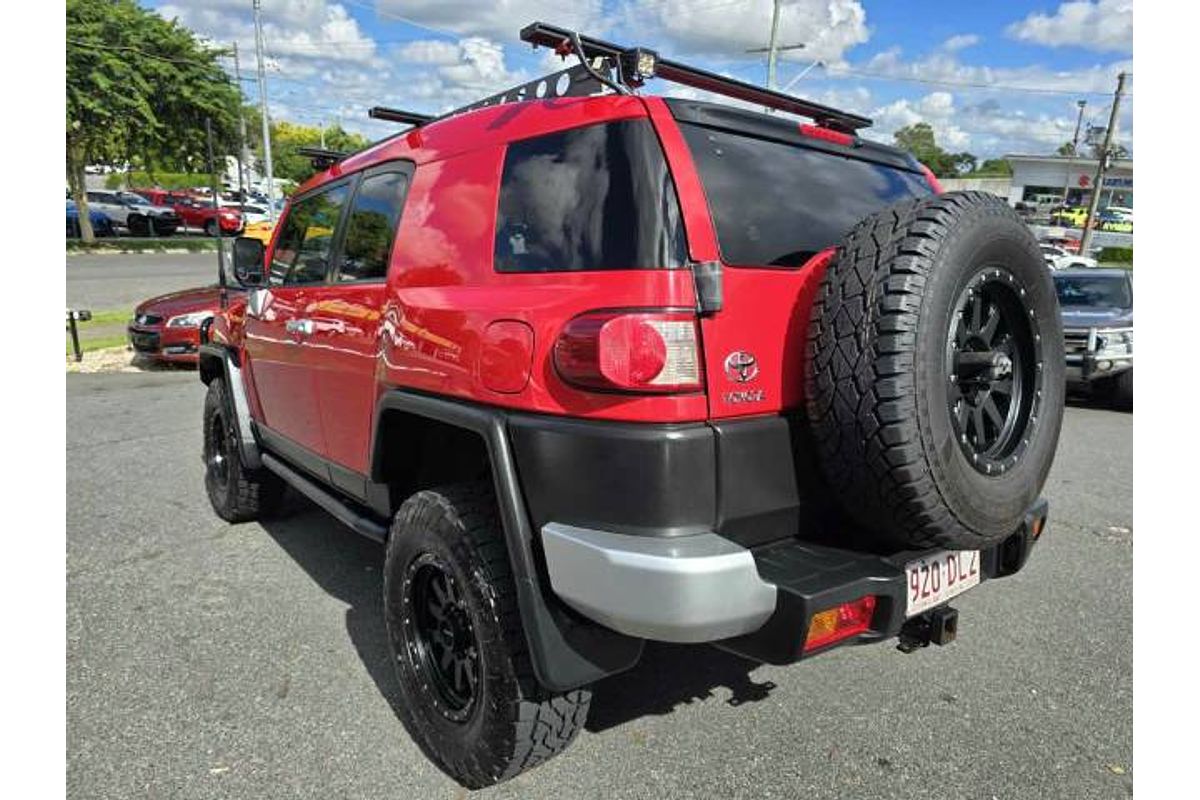 2014 Toyota FJ Cruiser GSJ15R