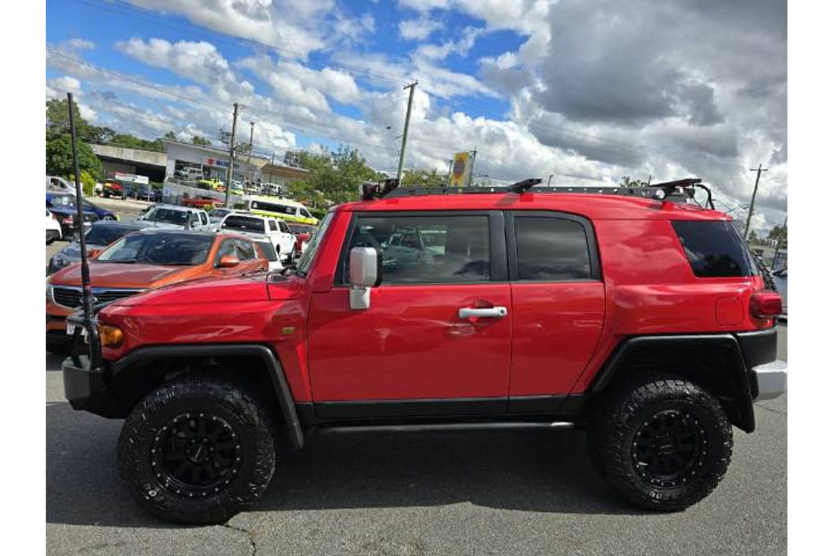2014 Toyota FJ Cruiser GSJ15R