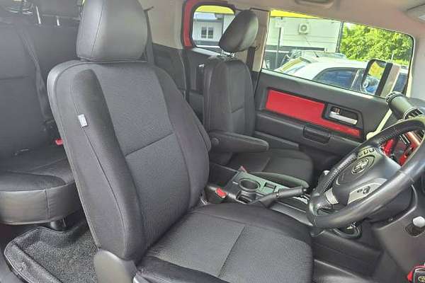 2014 Toyota FJ Cruiser GSJ15R