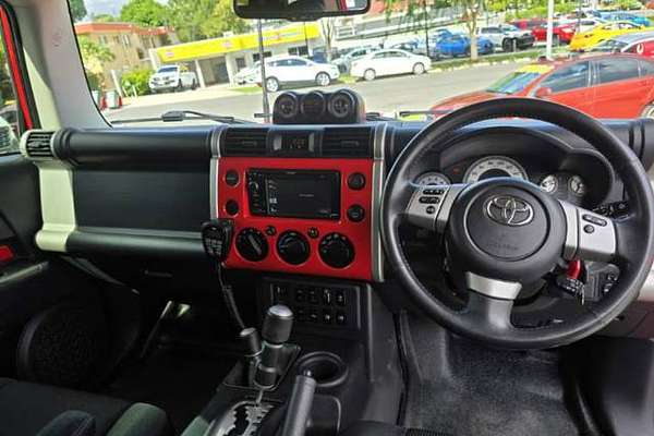 2014 Toyota FJ Cruiser GSJ15R