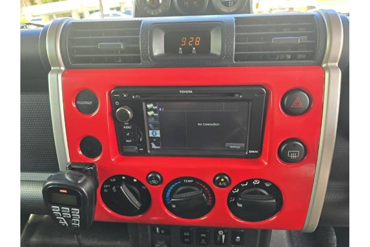 2014 Toyota FJ Cruiser GSJ15R