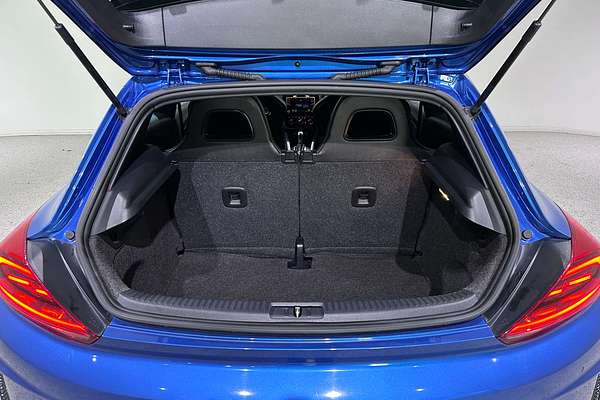 2016 Volkswagen Scirocco R Wolfsburg Edition 1S
