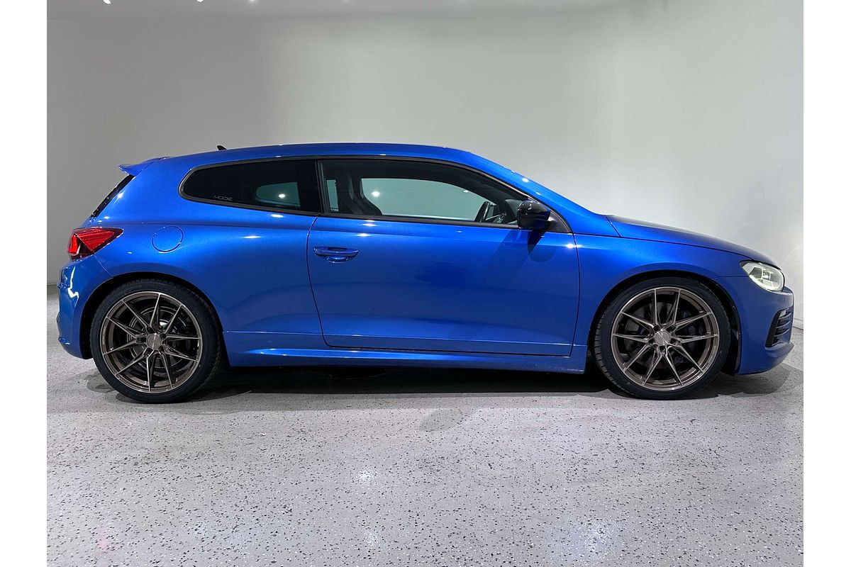 2016 Volkswagen Scirocco R Wolfsburg Edition 1S