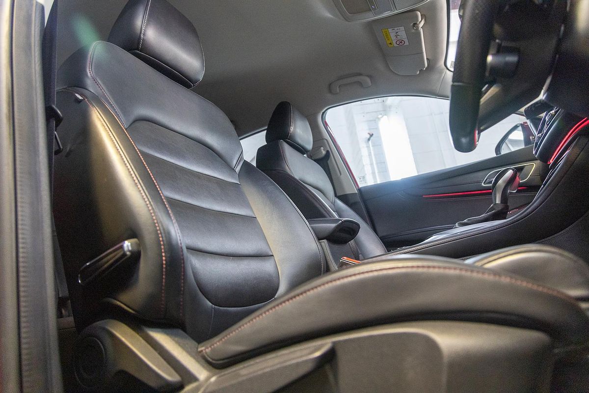 2019 MG HS Excite SAS23