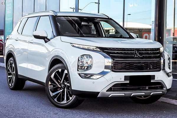 2024 Mitsubishi Outlander Zm