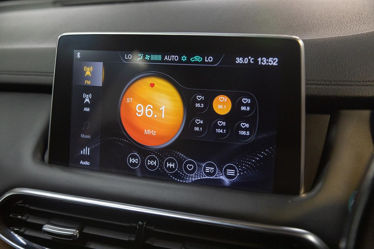 2019 MG HS Excite SAS23