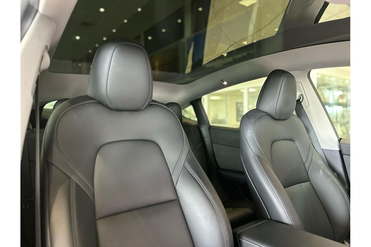 2023 Tesla Model Y Rear-Wheel Drive
