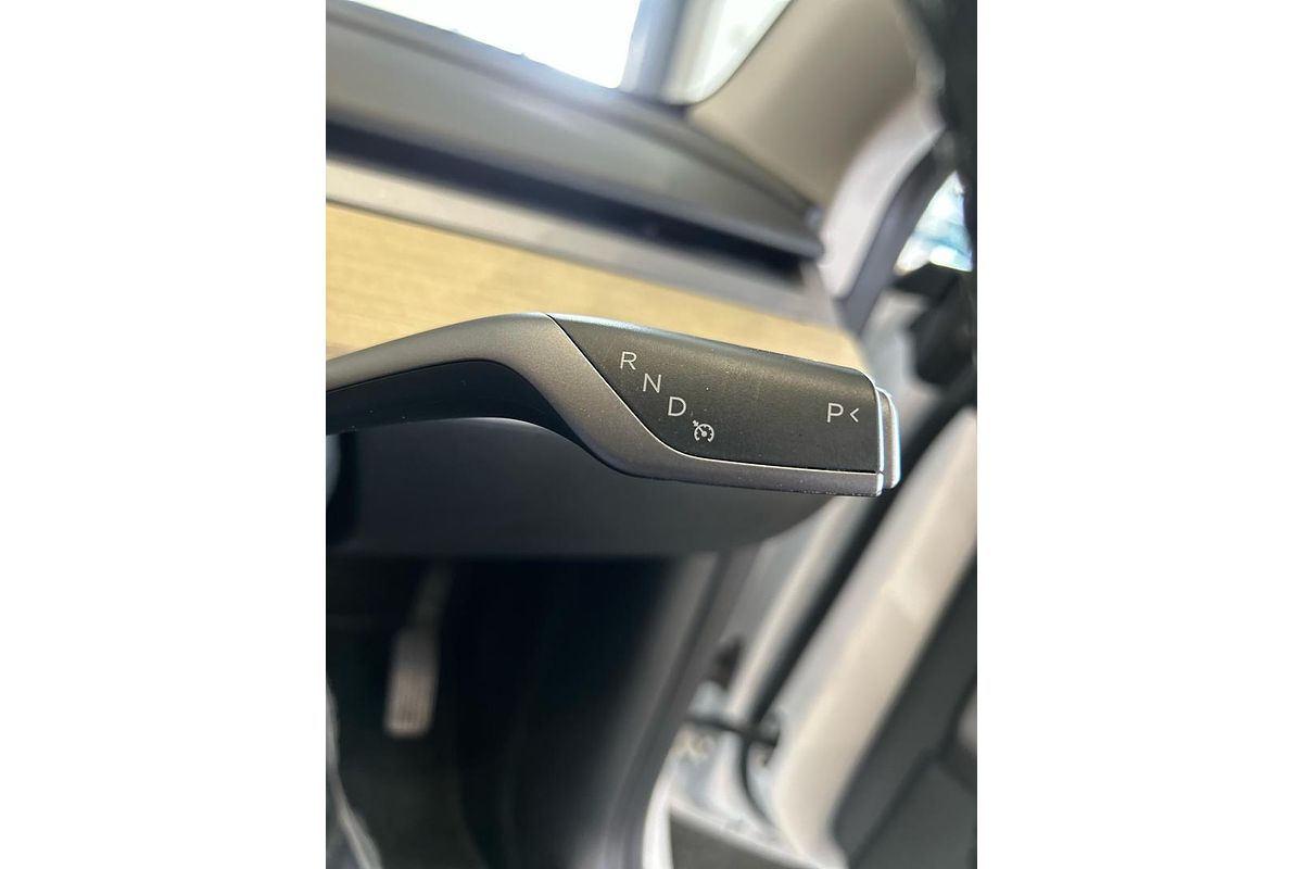 2023 Tesla Model Y Rear-Wheel Drive