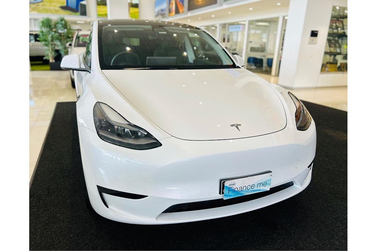2023 Tesla Model Y Rear-Wheel Drive