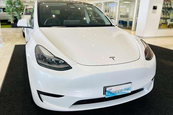 2023 Tesla Model Y Rear-Wheel Drive