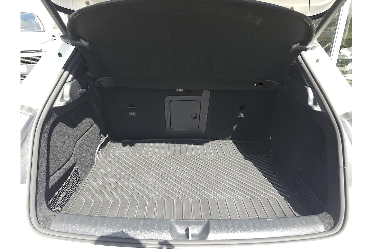 2019 Mercedes-Benz GLA-Class GLA180 X156