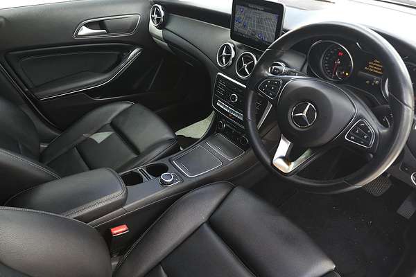 2019 Mercedes-Benz GLA-Class GLA180 X156