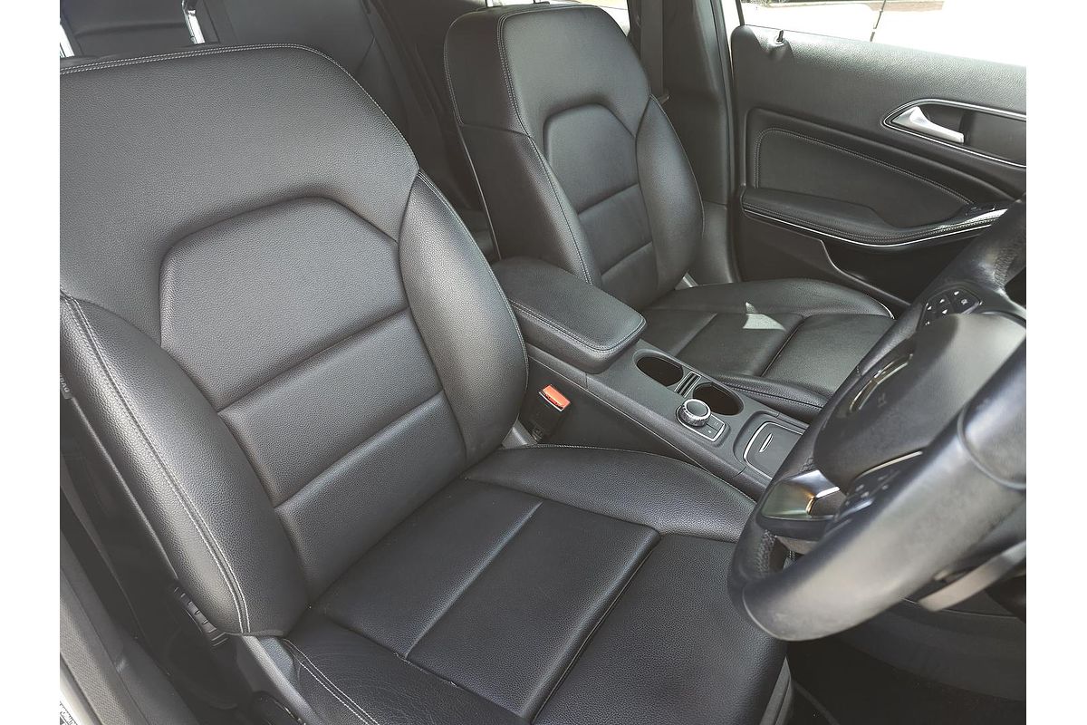 2019 Mercedes-Benz GLA-Class GLA180 X156