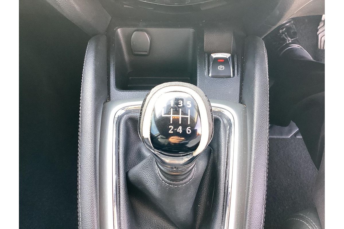 2016 Nissan QASHQAI Ti J11