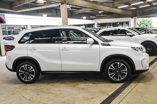 2024 Suzuki Vitara Turbo LY Series II
