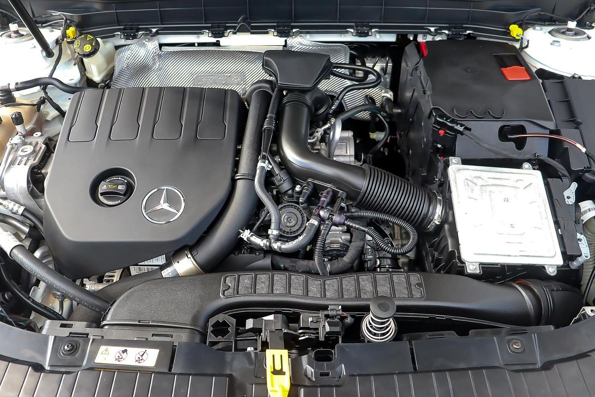 2021 Mercedes-Benz GLB-Class GLB200 X247