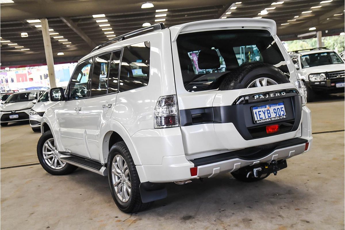2016 Mitsubishi Pajero GLX NX