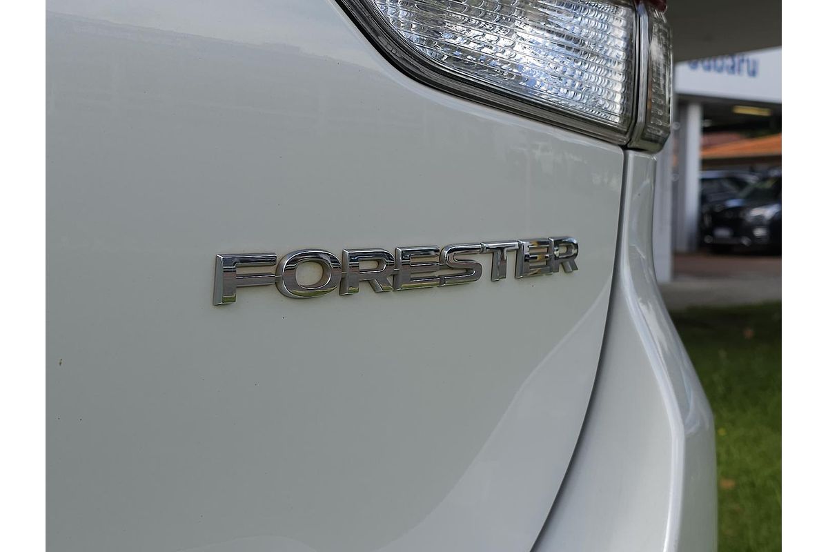 2020 Subaru Forester 2.5i S5