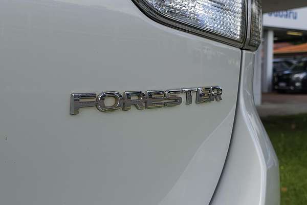 2020 Subaru Forester 2.5i S5