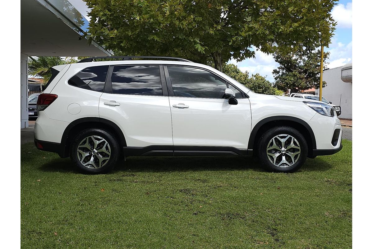 2020 Subaru Forester 2.5i S5