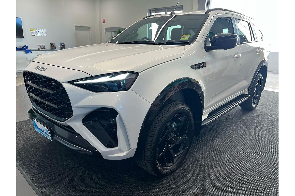 2025 Isuzu MU-X X-TERRAIN