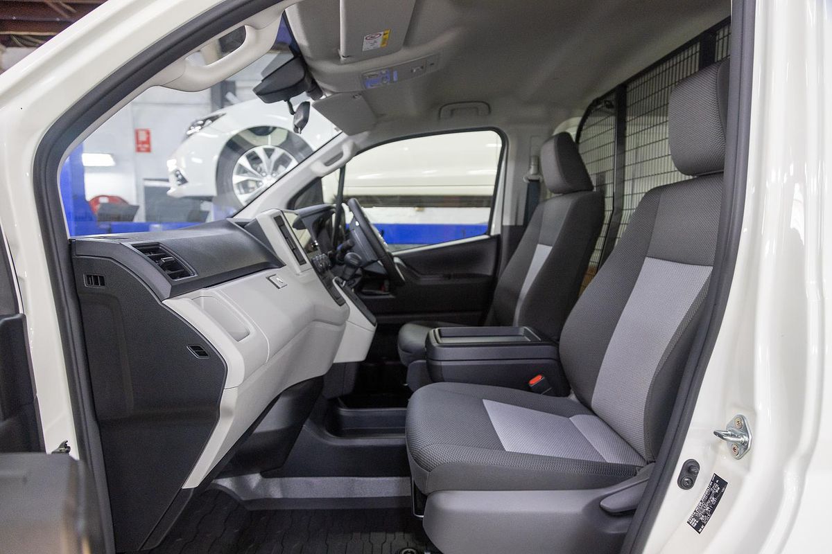 2024 Toyota Hiace GDH300R LWB