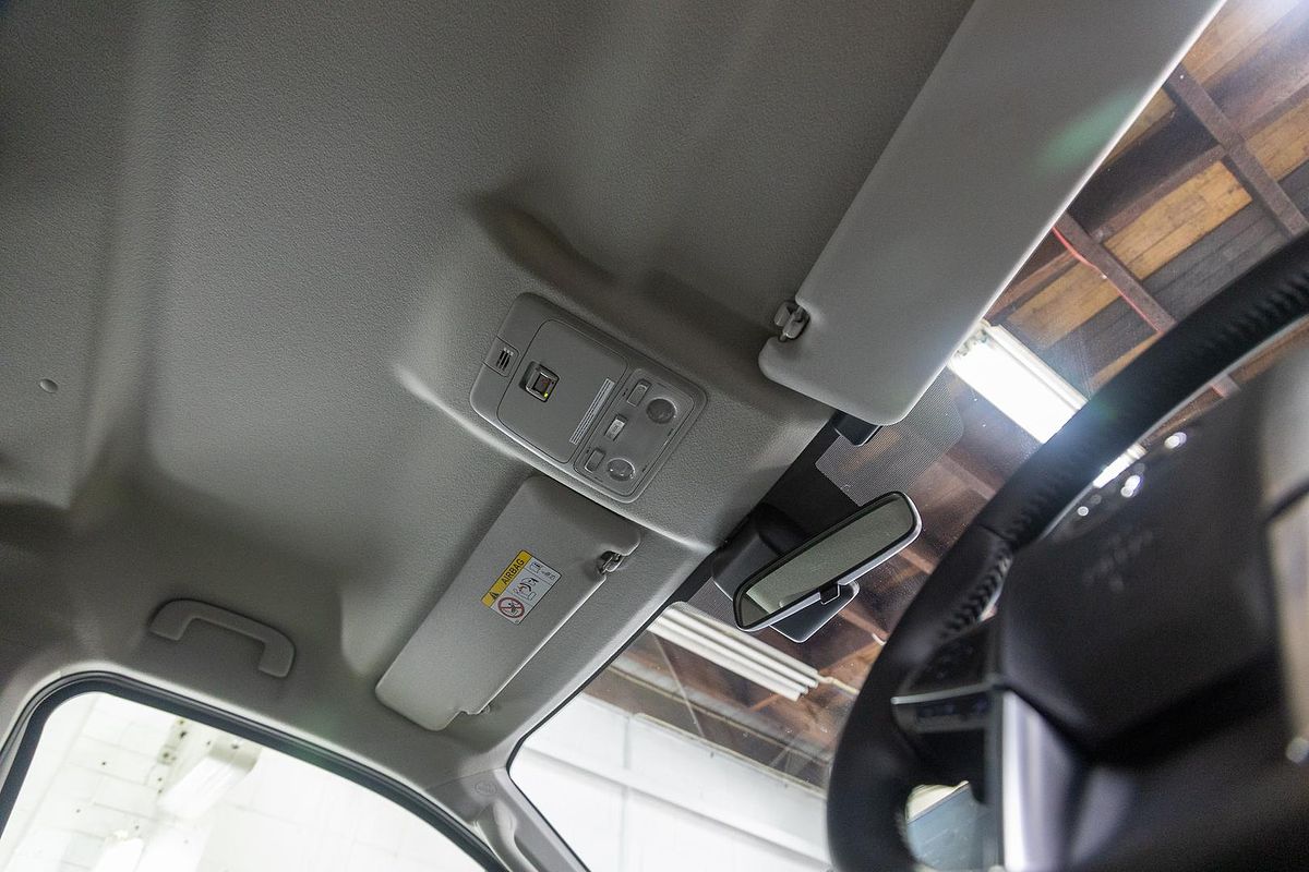 2024 Toyota Hiace GDH300R LWB