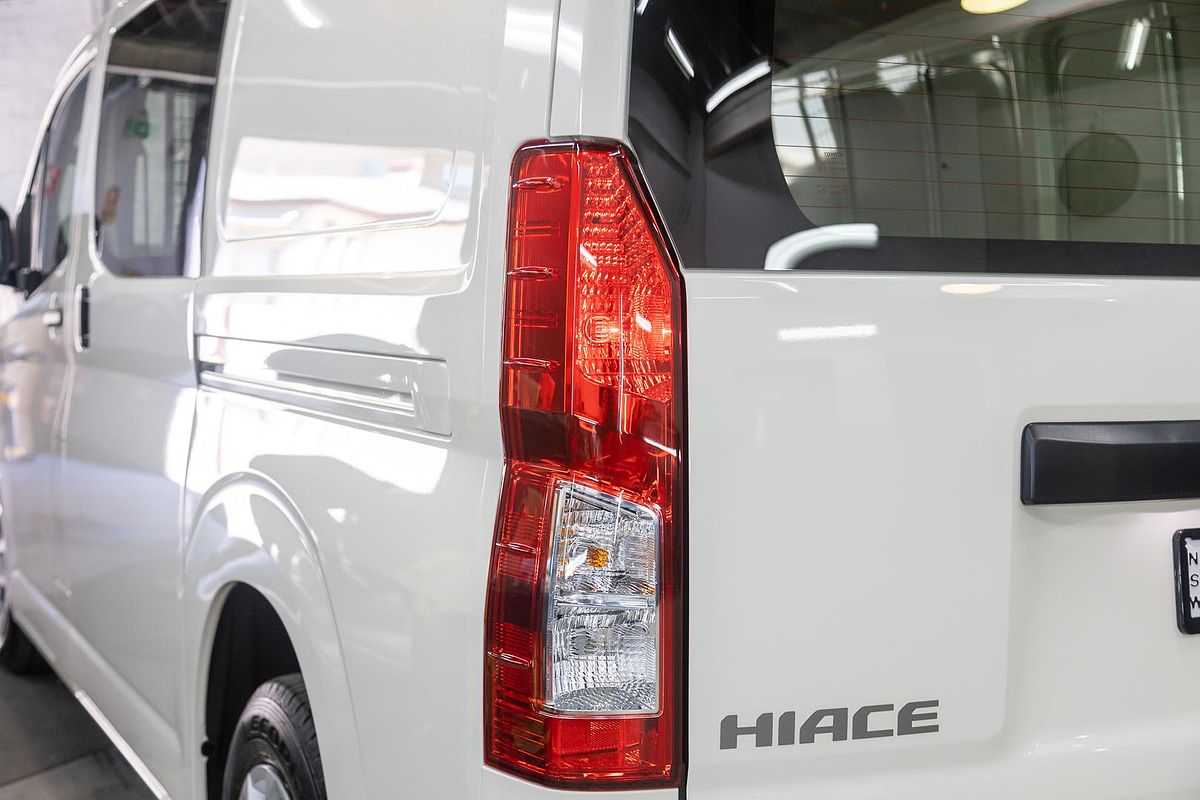 2024 Toyota Hiace GDH300R LWB