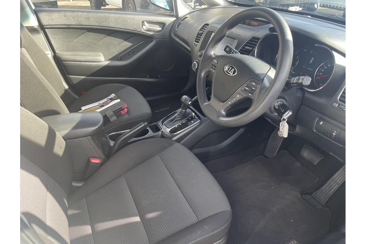 2017 Kia Cerato S YD