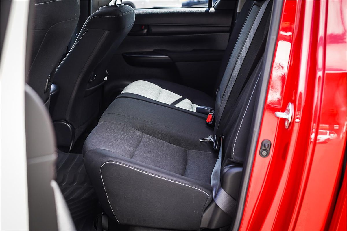 2021 Toyota Hilux SR GUN126R 4X4