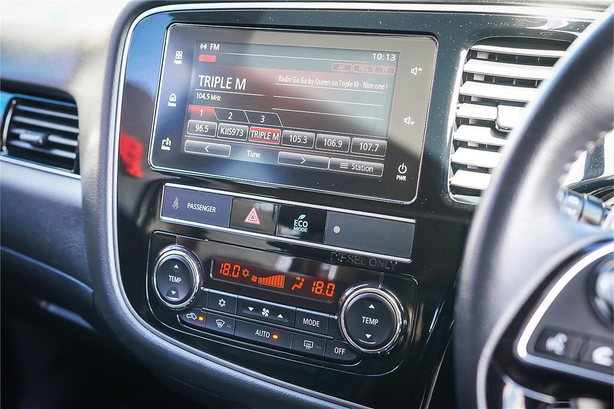 2018 Mitsubishi Outlander LS ZL