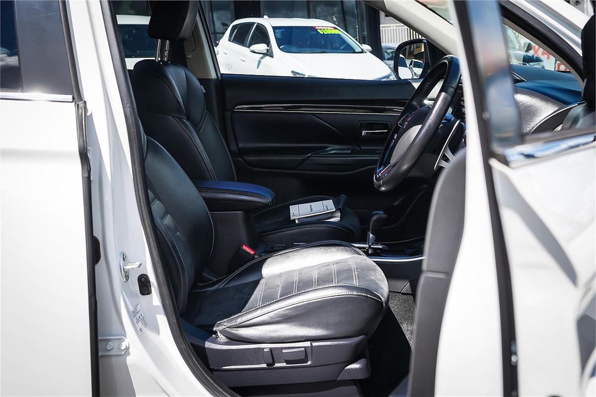 2018 Mitsubishi Outlander LS ZL