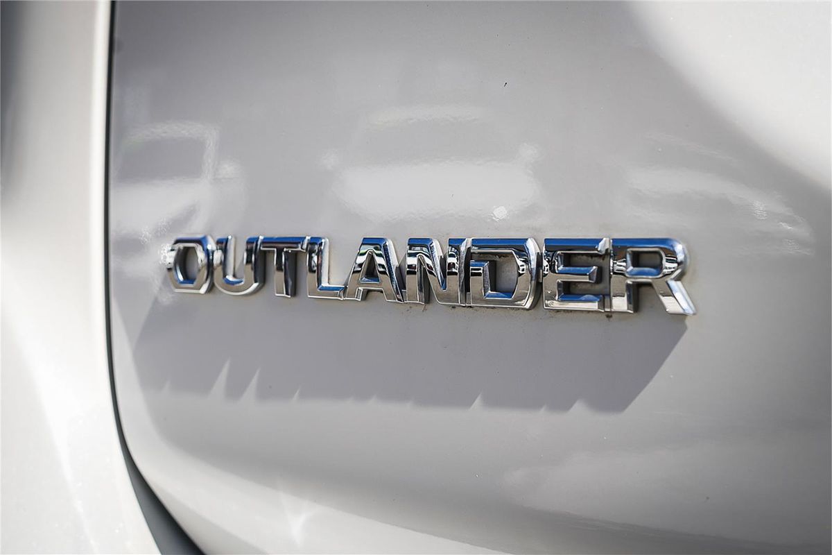 2018 Mitsubishi Outlander LS ZL