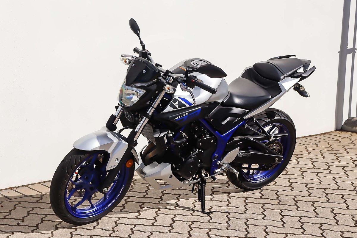 2016 Yamaha MT 03 ABS