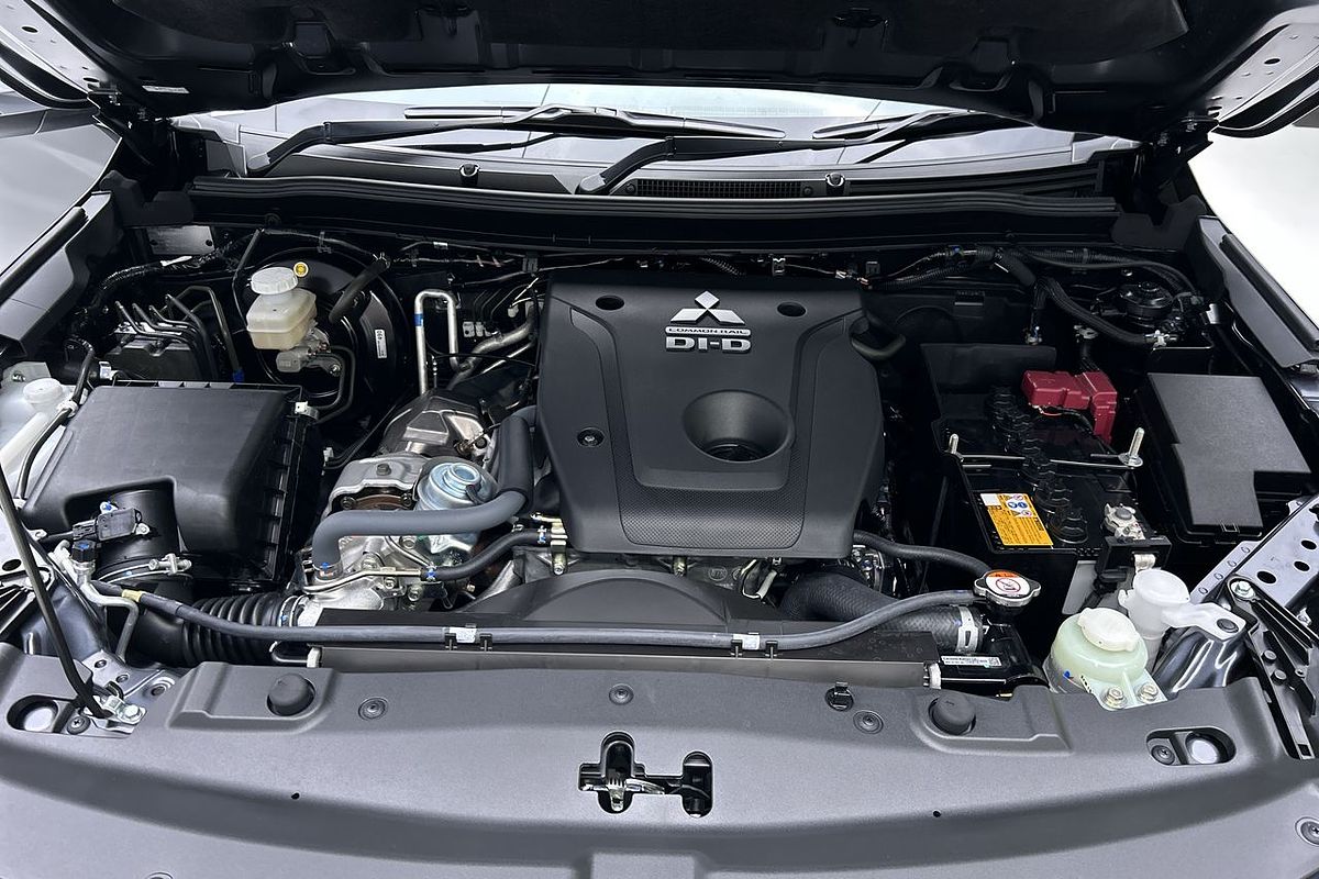2024 Mitsubishi Pajero Sport Exceed QG