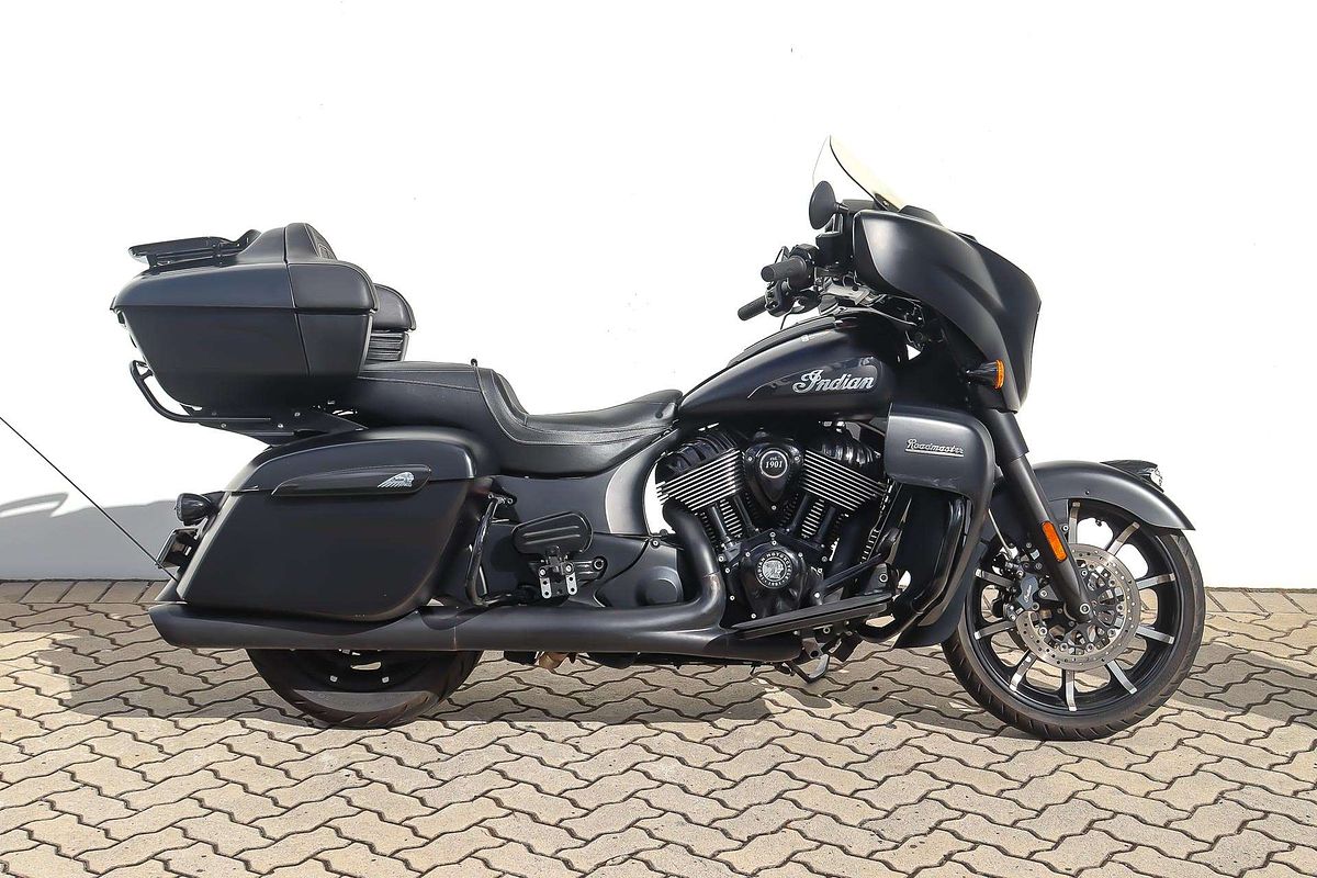 2020 Indian Roadmaster Dark Horse Roadmaster