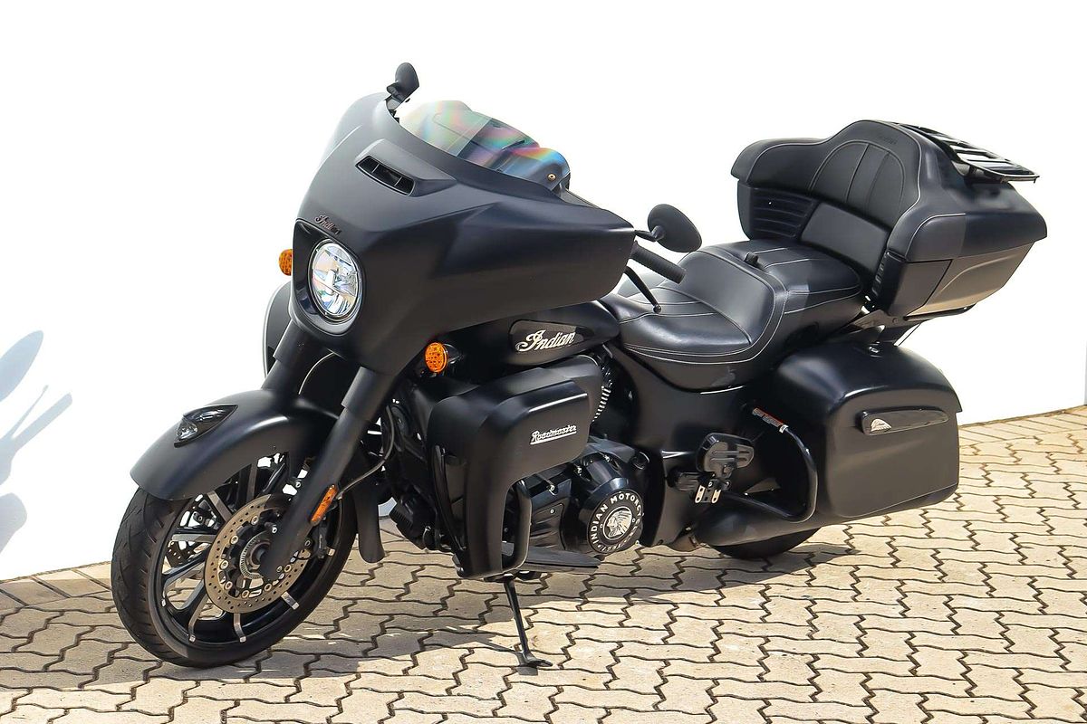 2020 Indian Roadmaster Dark Horse Roadmaster